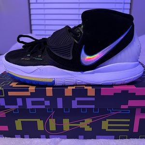 Nike Mens Kyrie 6 Size 9 (worn once)